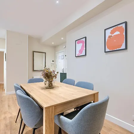 Vivienda Turistica Tivoli Centrico Y Moderno بلباو